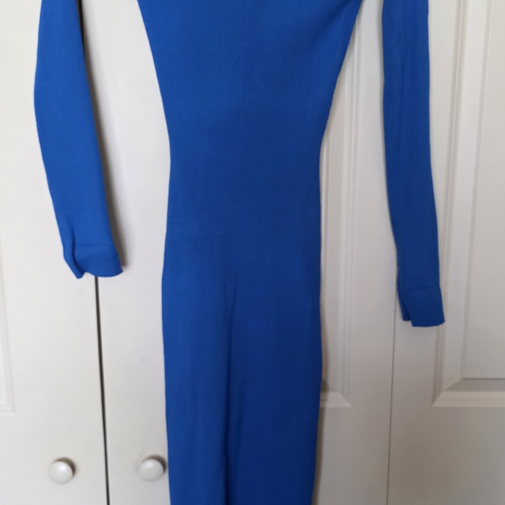 Elegant Blue Long Sleeve Dress